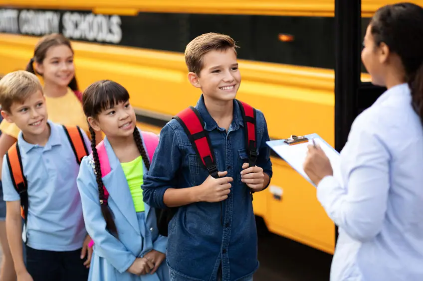 school-bus-kids-